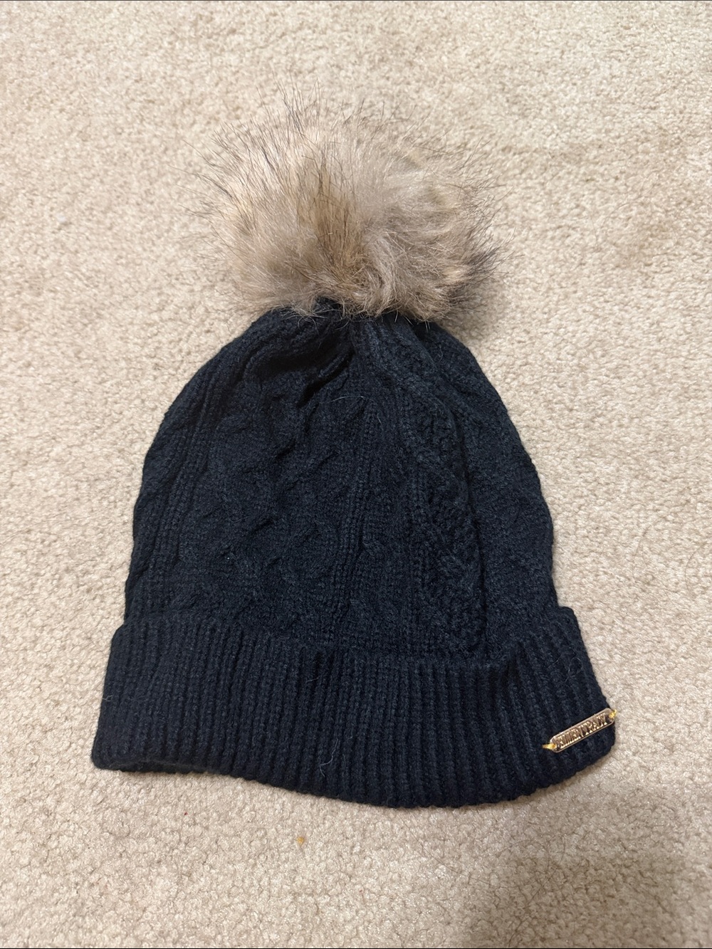 Ellen Tracy Black Cable Knit Pom Pom Beanie with Tan Fur Pom